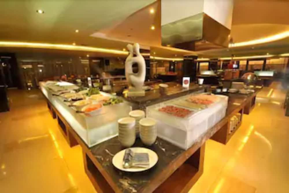 בנדונג Golden Flower By Kagum Hotels מראה חיצוני תמונה