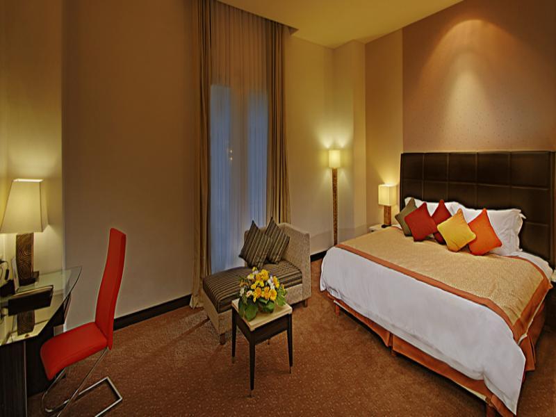 בנדונג Golden Flower By Kagum Hotels מראה חיצוני תמונה