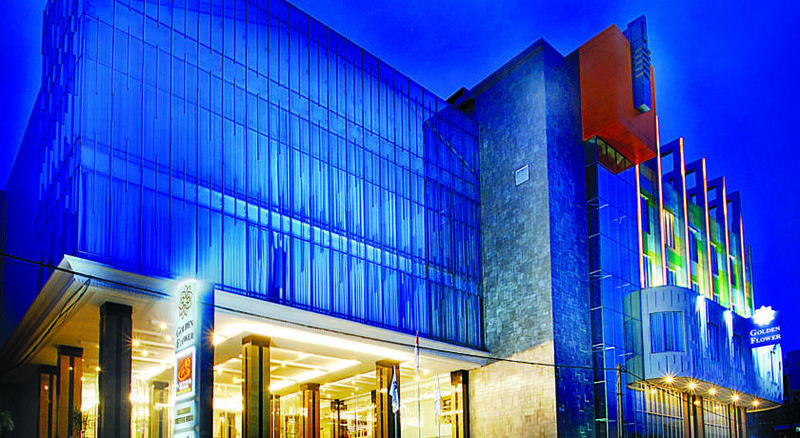 בנדונג Golden Flower By Kagum Hotels מראה חיצוני תמונה